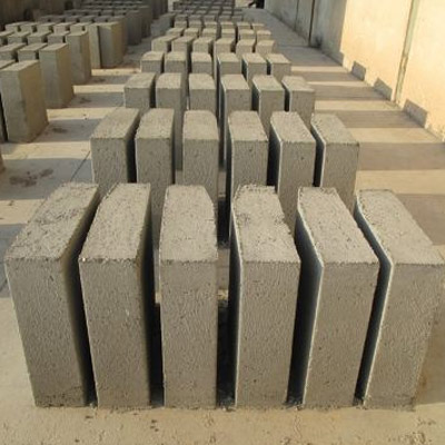 تأثیرات اجتماعی و اقتصادی کارگاه بلوک زنی جلال خالصه